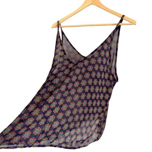 TIMING Women’s Classic Sheer Navy Pattern shell blouse Large - Picture 3 of 3